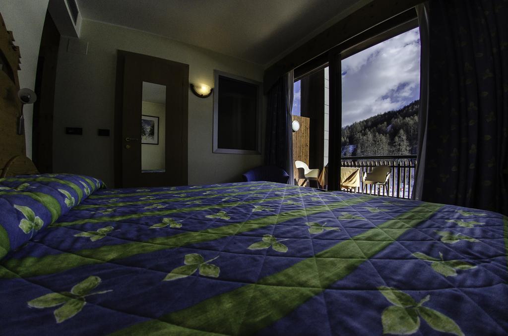 Hotel Rive - Complesso Turistico Campo Smith Bardonecchia Exterior photo